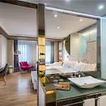 Barcelo أورينس