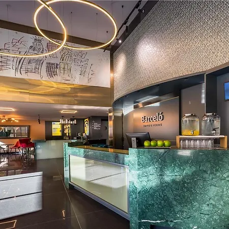 ホテル Barcelo 4*